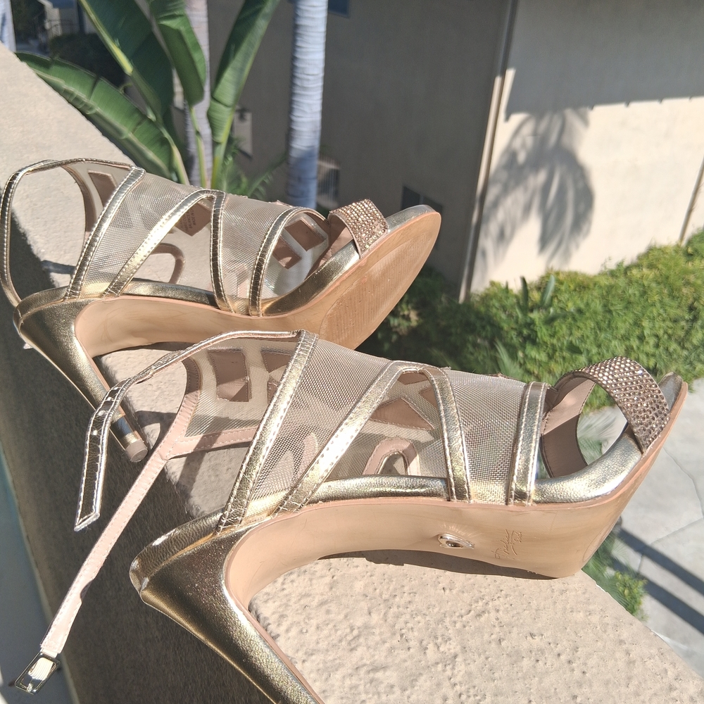 Thalia Sodi Gold Embellished Heels - Picture 11 of 16